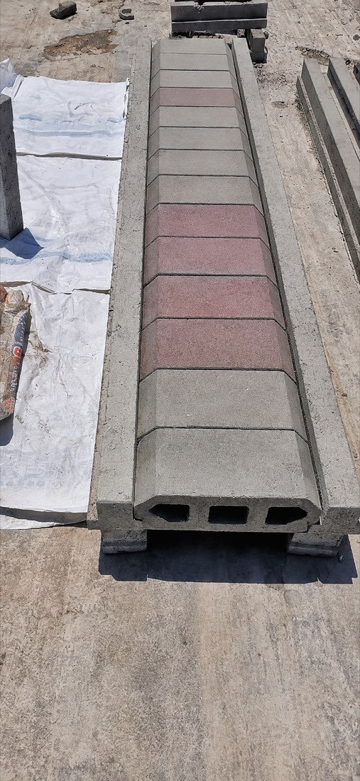 Precast concrete T-beam with block infill